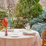 Grevol Hotel