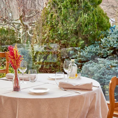 Grevol Hotel