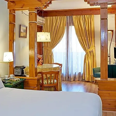 Hotel Grèvol 4*