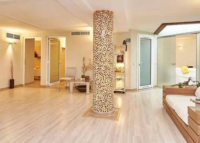 Hotel Grevol 4*
